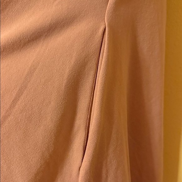 Elegant Mauve Women's Dress - Picture 4 of 5